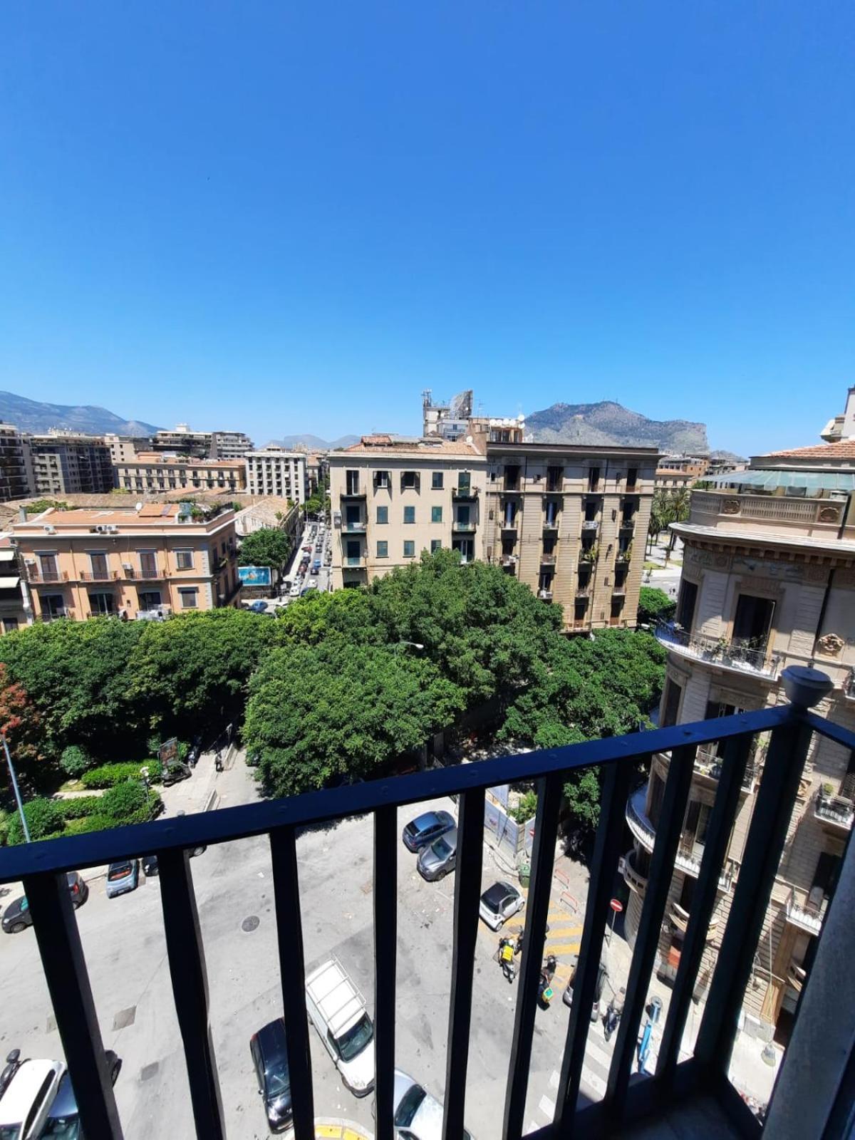 Le Camere Di Via Meccio Palermo Eksteriør bilde