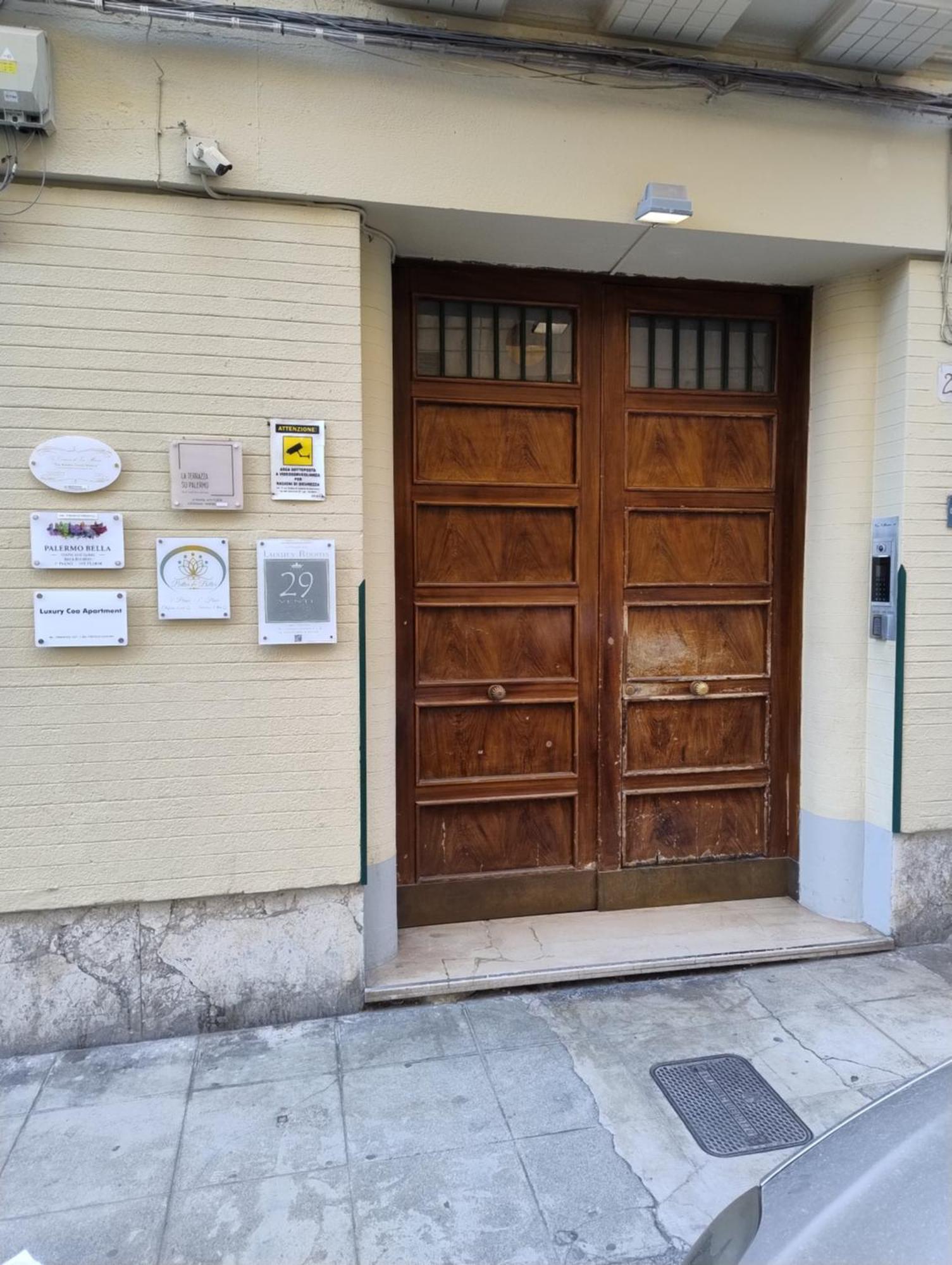 Le Camere Di Via Meccio Palermo Eksteriør bilde